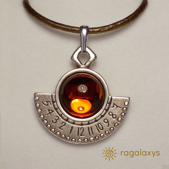 sundial-pendant-hypatia-