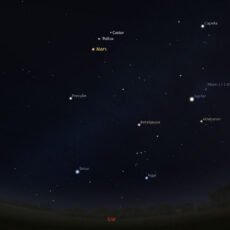 Watch Mars race through the stars Watch Mars race through the stars
